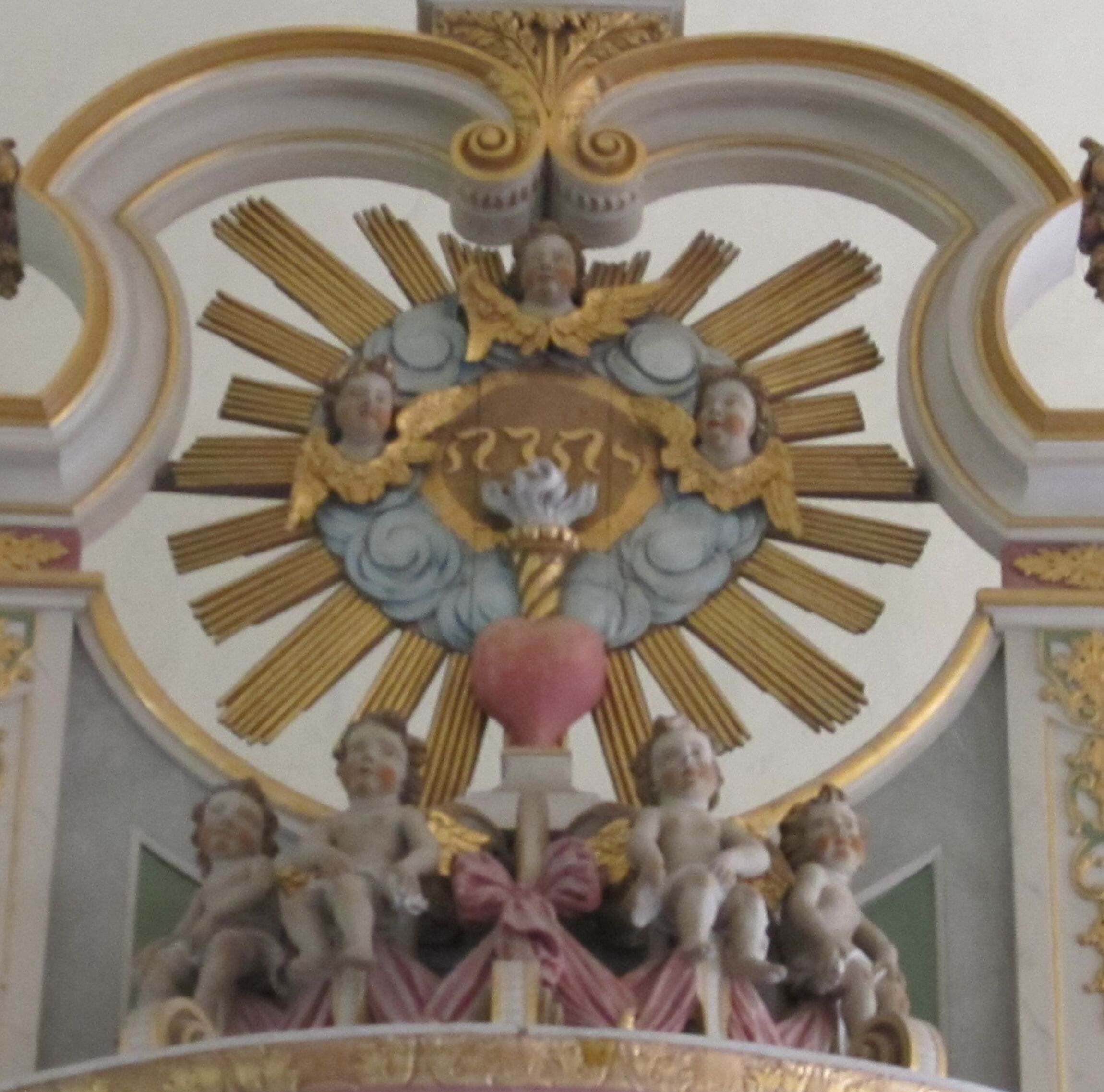 Altar Wolkenkranz mit JHWH
