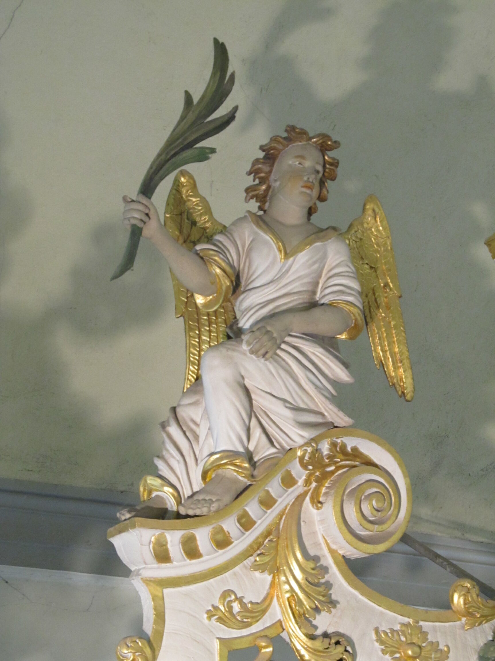 Altar Engel mit Palmwedel