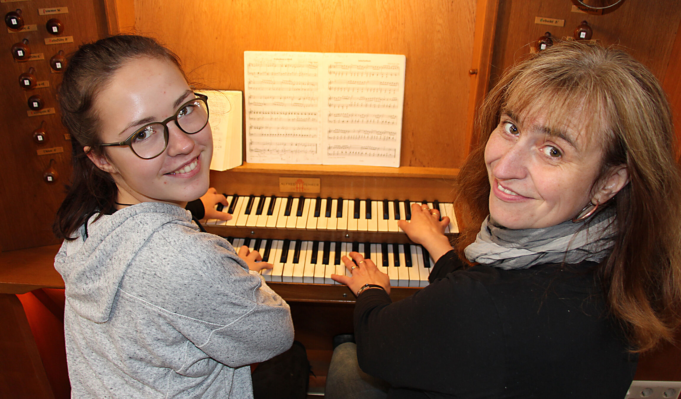 Orgelschüler Frauke, Kerstin 1