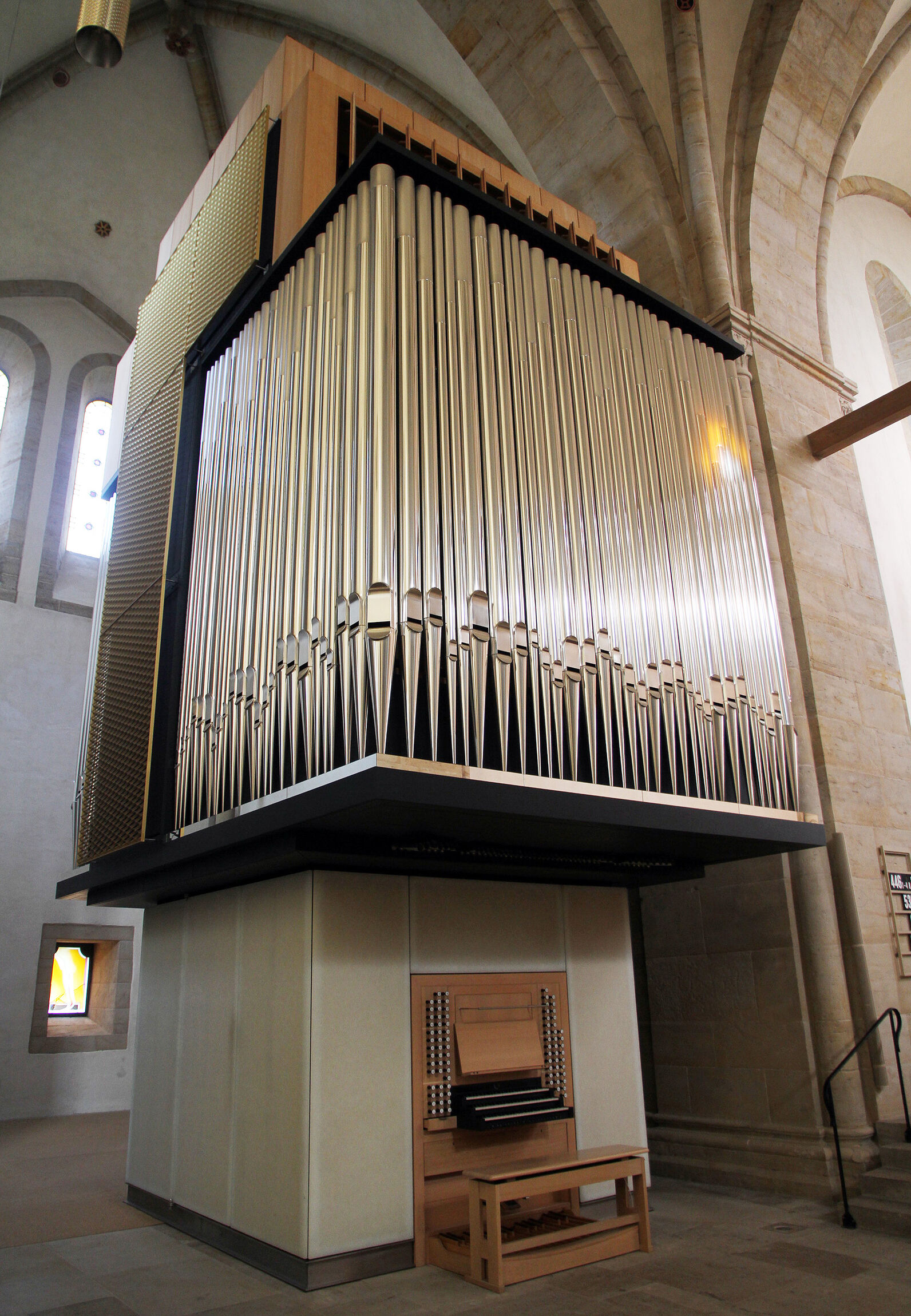 Seit dem 1. Advent 2012, rechtzeitig zur 850-Jahr-Feier des Klosters, steht die Seifert-Orgel an ihrem Ort. Foto: Lothar Veit