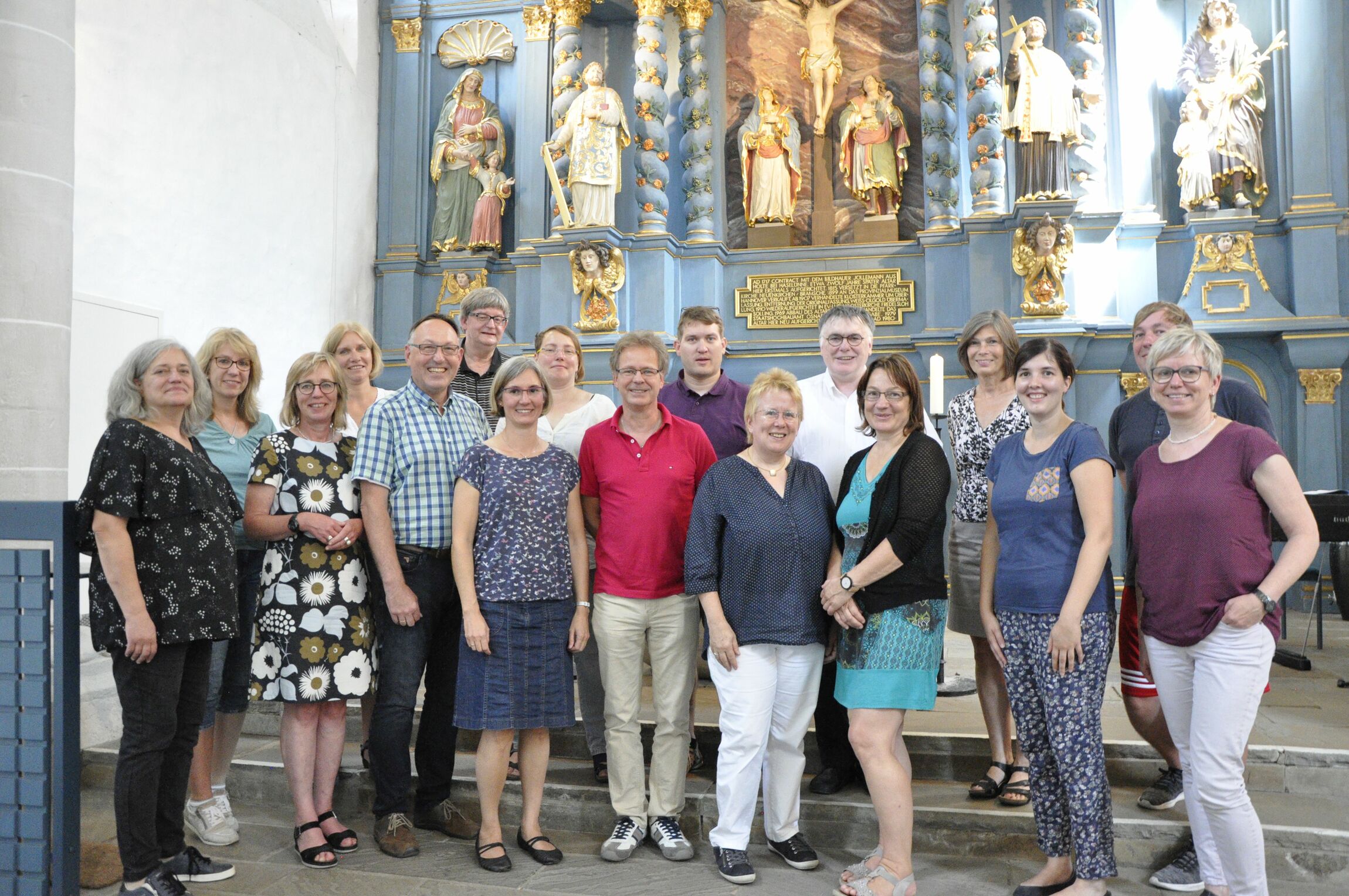 Diakon*innen auf den Spuren von Erich Maria Remarque - hier in der Gertrudenkirche Osnabrück (c) Neuhaus