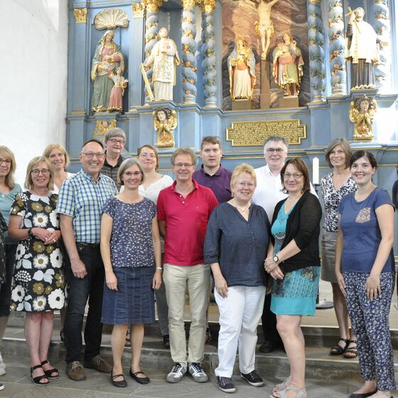 Diakon*innen auf den Spuren von Erich Maria Remarque - hier in der Gertrudenkirche Osnabrück (c) Neuhaus