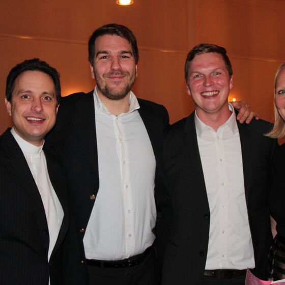 Nach der Ordination - Groeneveld mit seiner Frau Maren und Freunden