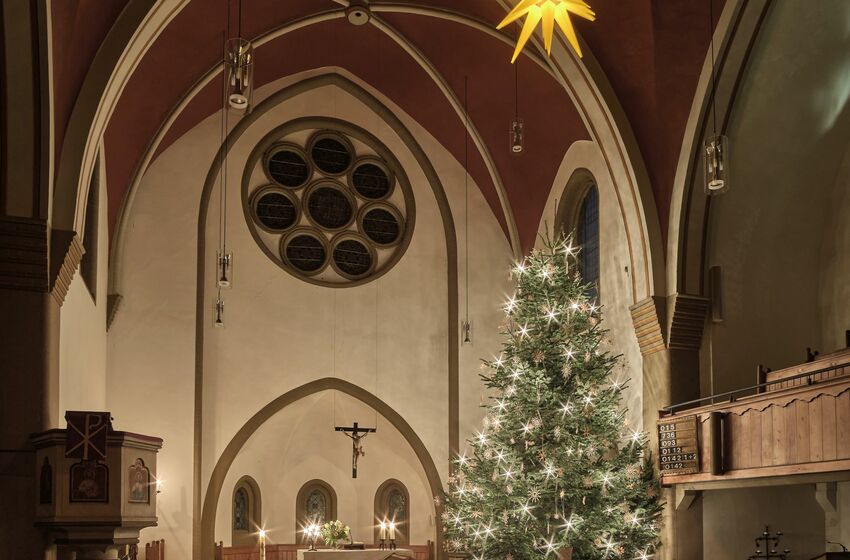 Kirche Tannebaum Weihnachten