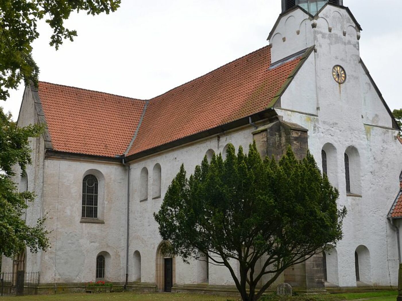 Klosterkirche_das_aeussere2